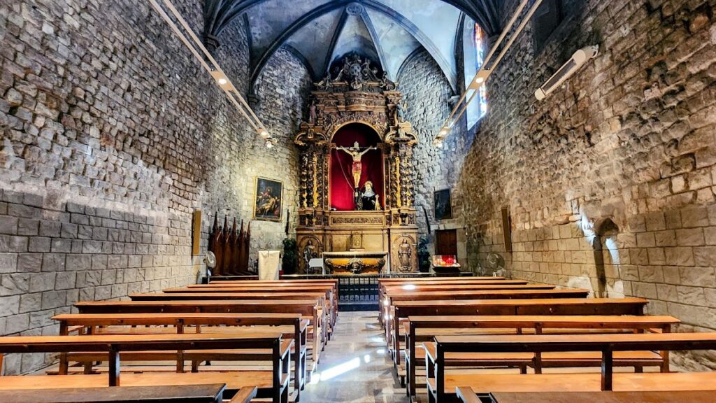 Basilica of Our Lady of the Pine Tree: A Catalan Gothic Church in Barcelona 3 Basilica of Our Lady of the Pine Tree