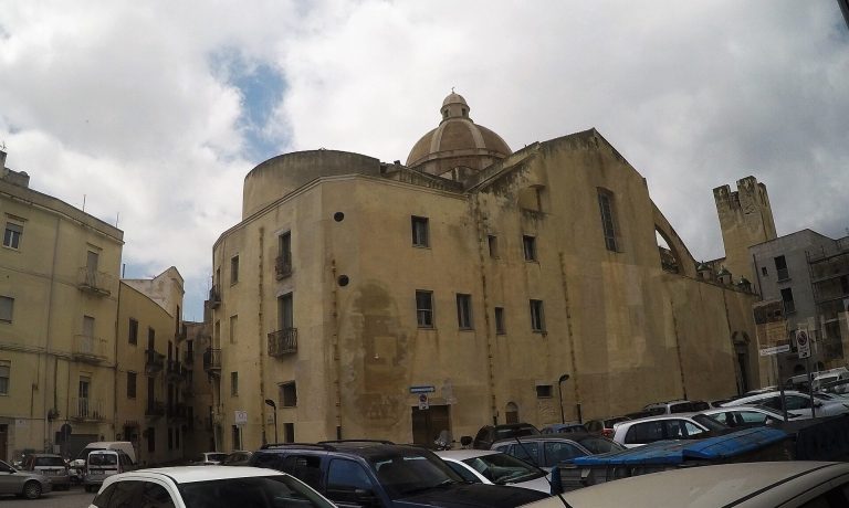 San Pietro Apostolo: A Minor Basilica and Collegiate Church in Trapani