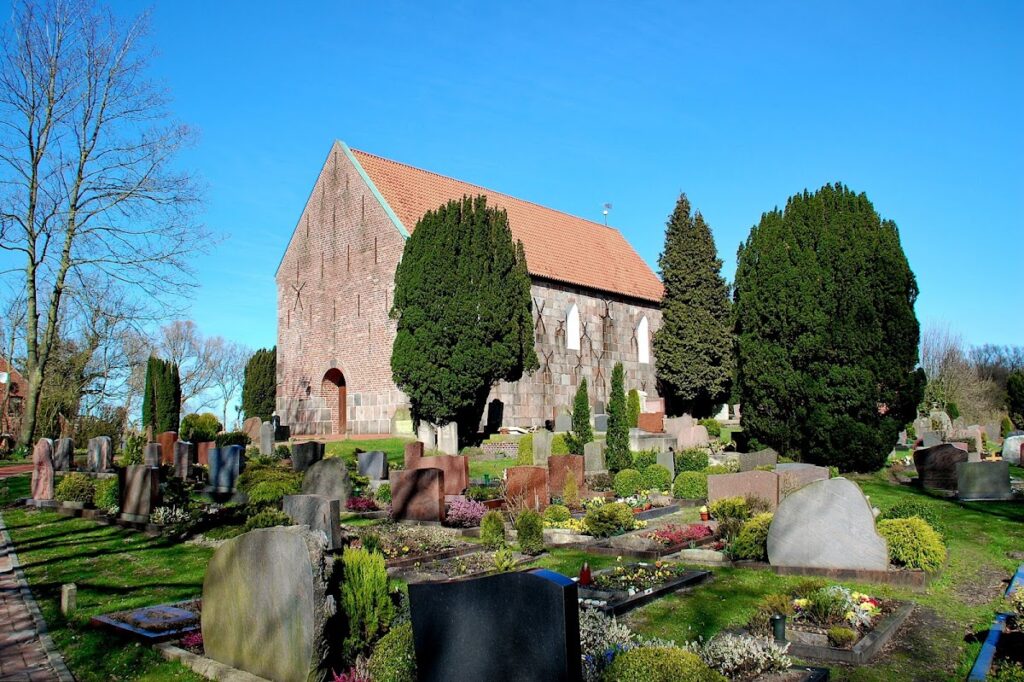 Kirche zum Heiligen Kreuz: Romanesque Parish Church in Pakens, Germany 1 Kirche zum Heiligen Kreuz