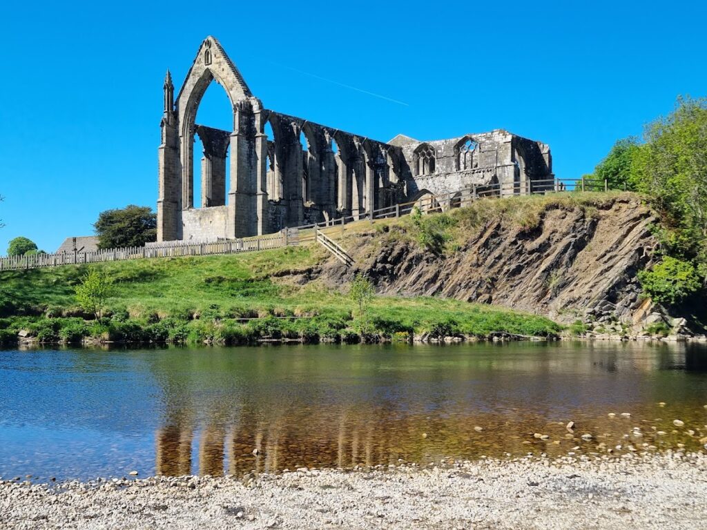 Bolton Abbey: An Augustinian Priory and Historic Estate in England 2 Bolton Abbey