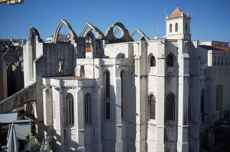 Carmo Convent: A Gothic Carmelite Convent and Archaeological Museum in Lisbon