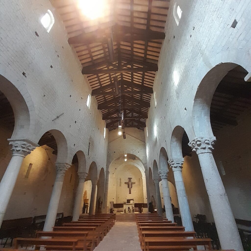 San Paolo inter vineas, Spoleto