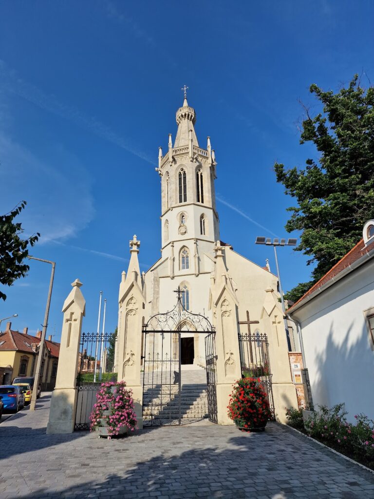 Saint Michael Church, Sopron: A Historic Gothic Parish Church in Hungary