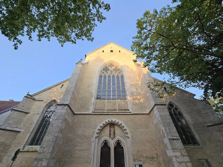 Dominikanerkirche St. Blasius in Regensburg: An Early Gothic Dominican Church