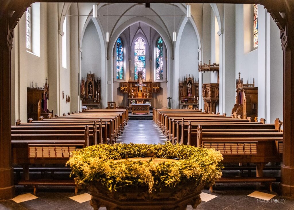 St. Kilian: Catholic Parish Church in Erftstadt-Lechenich 2 St. Kilian