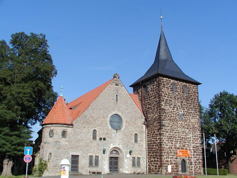 St. Nicholas Church: A Neo-Romanesque Lutheran Church in Hannover