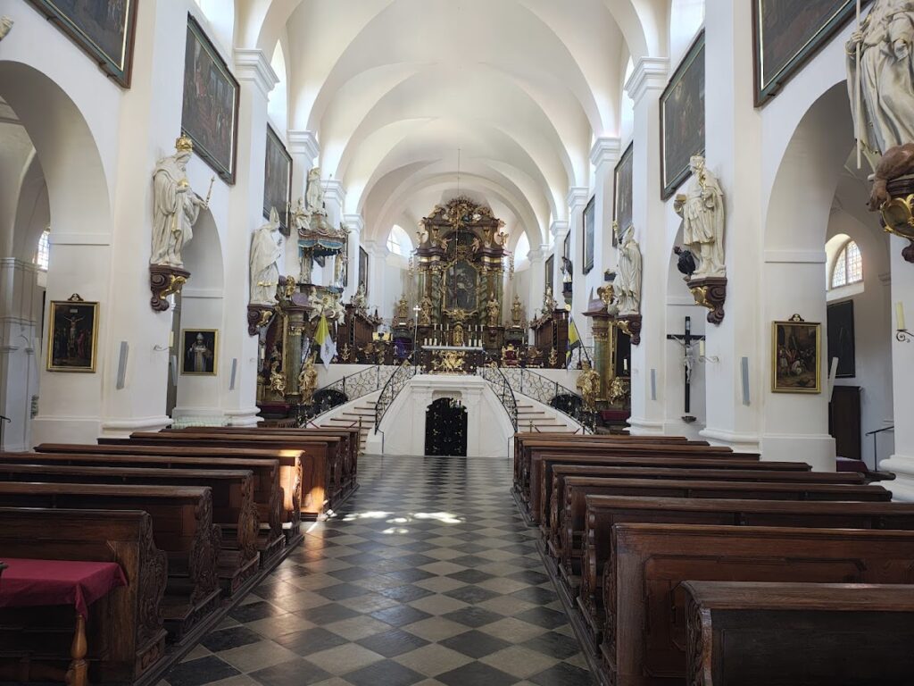 Church of Saint Wenceslaus (Stará Boleslav): A Pilgrimage and Chapter Church in Czechia 3 Church of Saint Wenceslaus (Stará Boleslav)