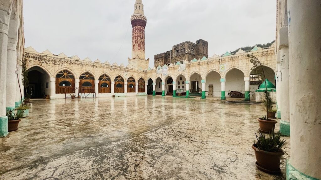 Queen Arwa Mosque: A Historic Ismaili Shia Mosque in Yemen 1 Queen Arwa Mosque