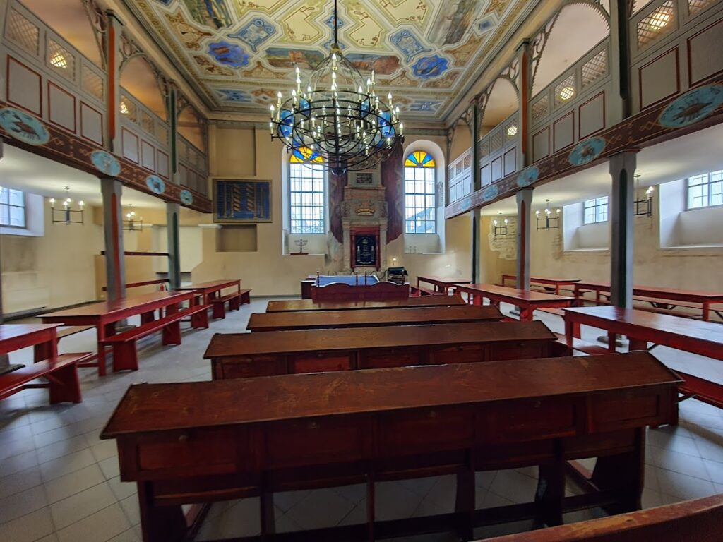 Kupa Synagogue: A Baroque Synagogue in Kraków, Poland 3 Kupa Synagogue