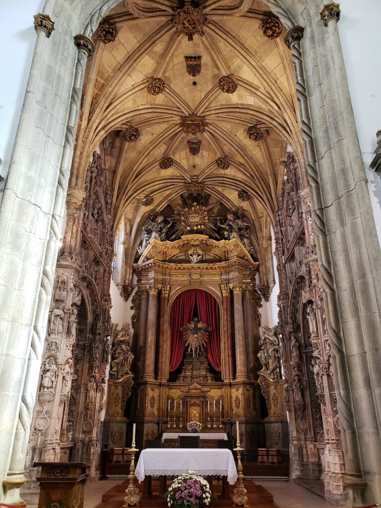 Monastery of Santa Cruz: A Royal Augustinian Monastery in Coimbra 3 Monastery of Santa Cruz