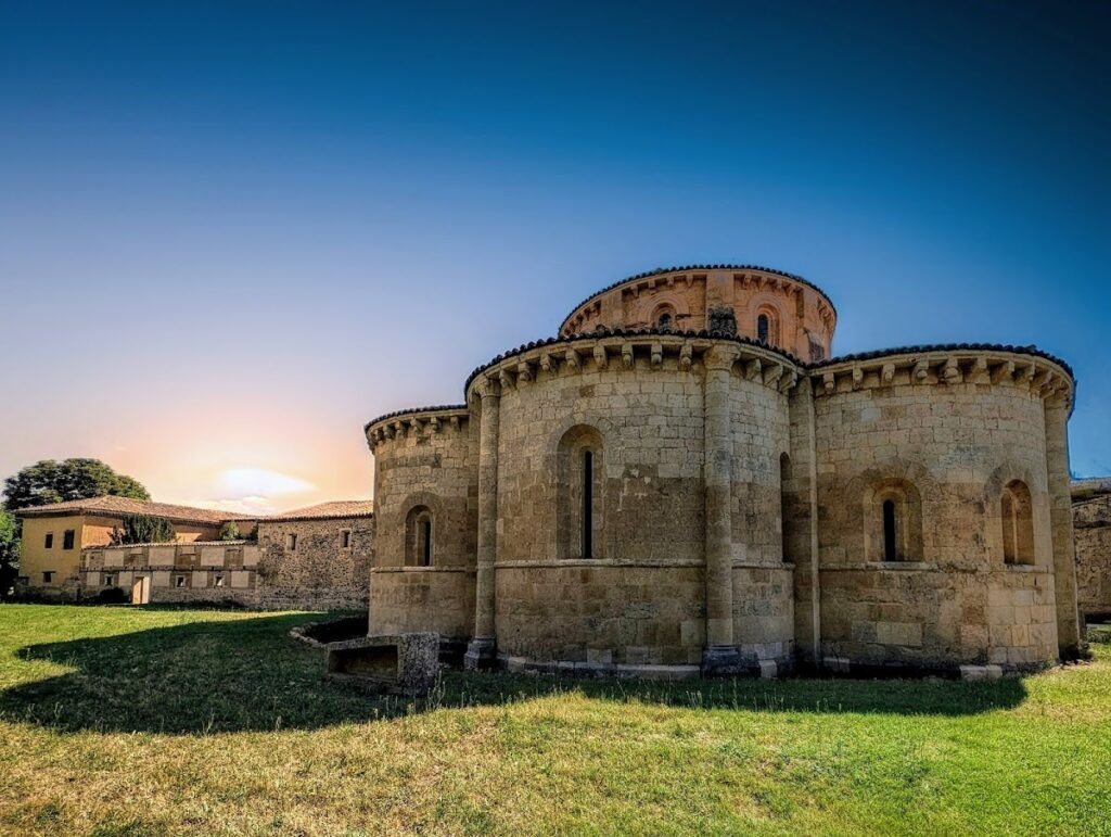 Monastery of Santa María la Real, Gradefes