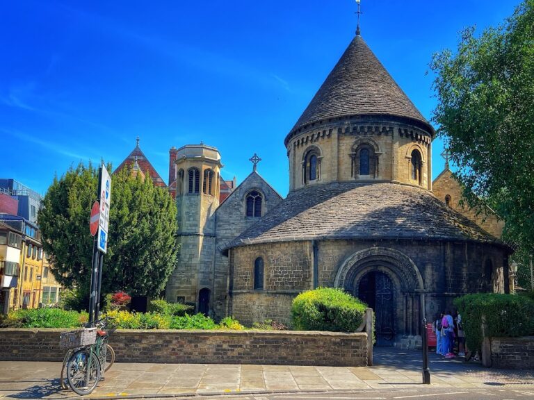 Holy Sepulchre, Cambridge: A Medieval Round Parish Church