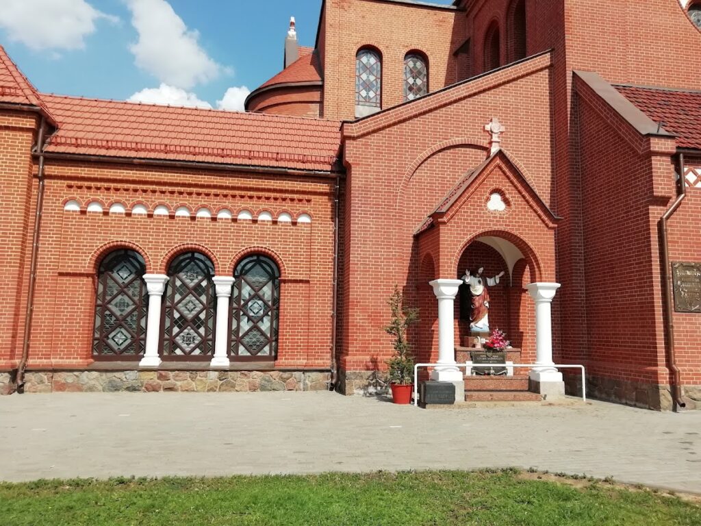 First Minsk Church: The Earliest Known Church Building in Minsk 2 First Minsk church