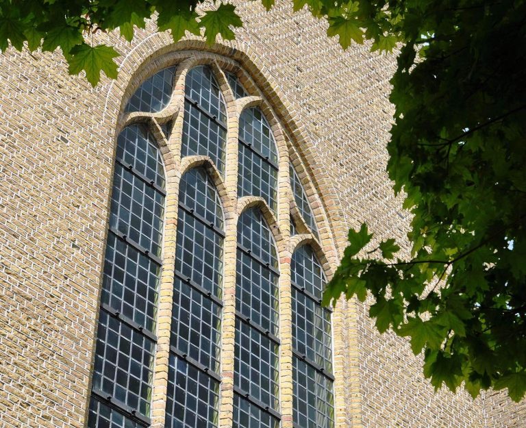 Hervormde Kerk Haastrecht: A Historic Reformed Church in the Netherlands
