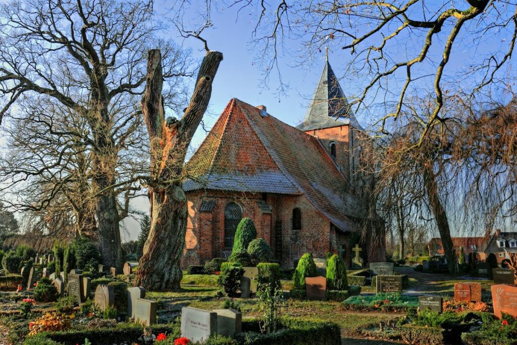 St. Georg, Lübeck: A Brick-Gothic Village Church 2 St. Georg, Lübeck
