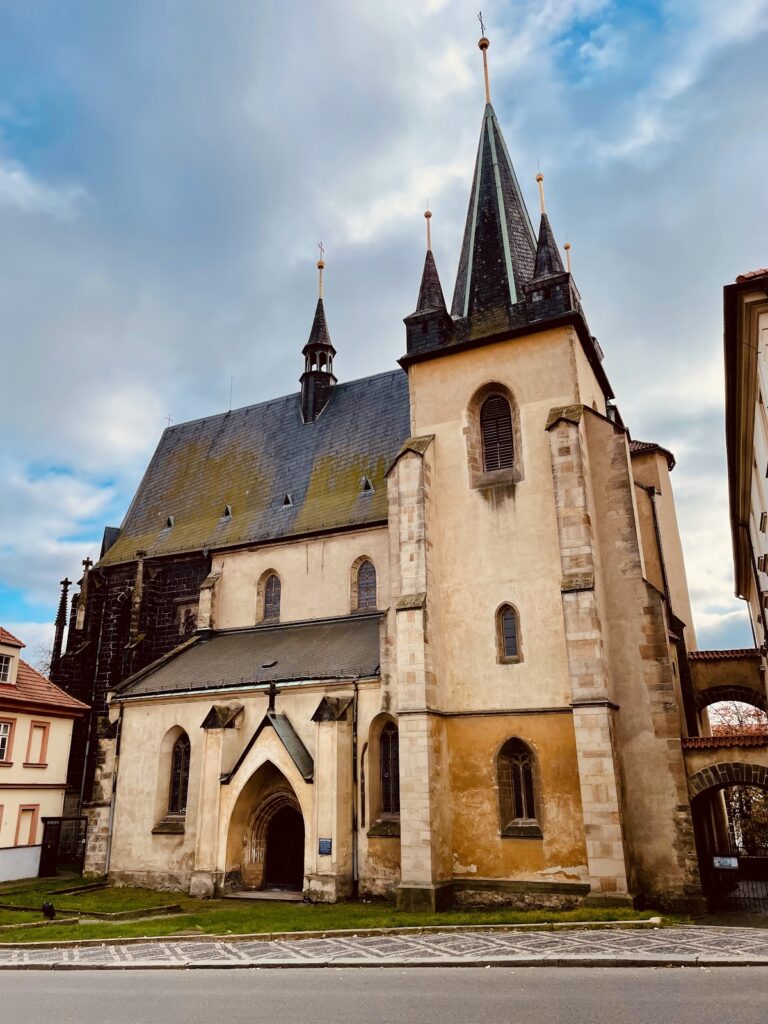 Church of Saint Gotthard (Slaný): A Gothic Parish Church in Czechia 2 Church of Saint Gotthard (Slaný)