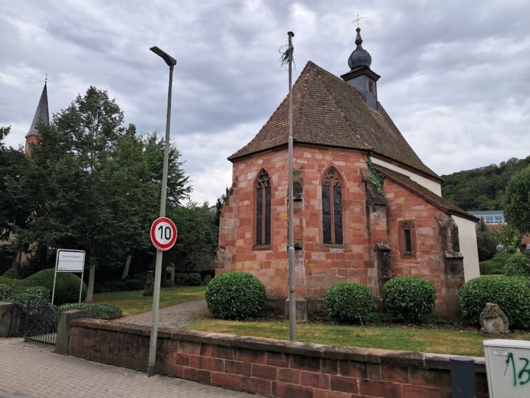 Alte Kapelle: A Medieval Holy Cross Chapel in Landstuhl, Germany