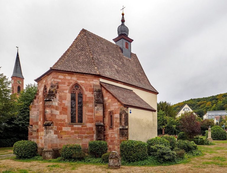 Alte Kapelle: A Medieval Holy Cross Chapel in Landstuhl, Germany