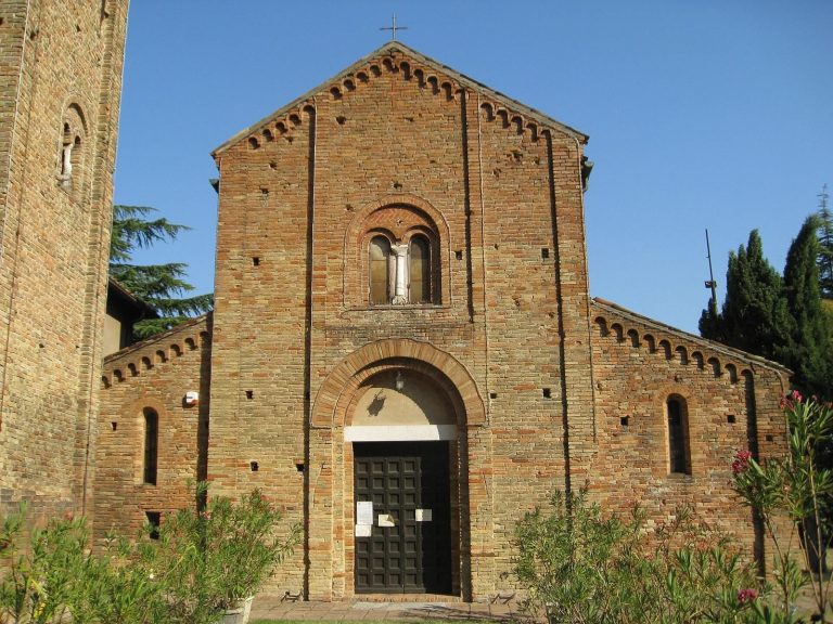 Santa Maria in Acquedotto: A Romanesque Parish Church in Italy