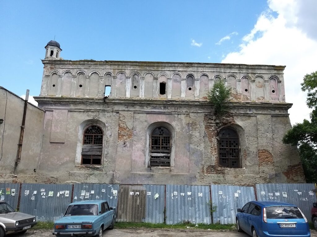 Synagogue of Zhovkva: A Fortress Synagogue in Ukraine 2 Synagogue of Zhovkva