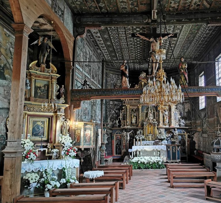 St. Michael Archangel’s Church, Binarowa: A Late Gothic Wooden Parish Church