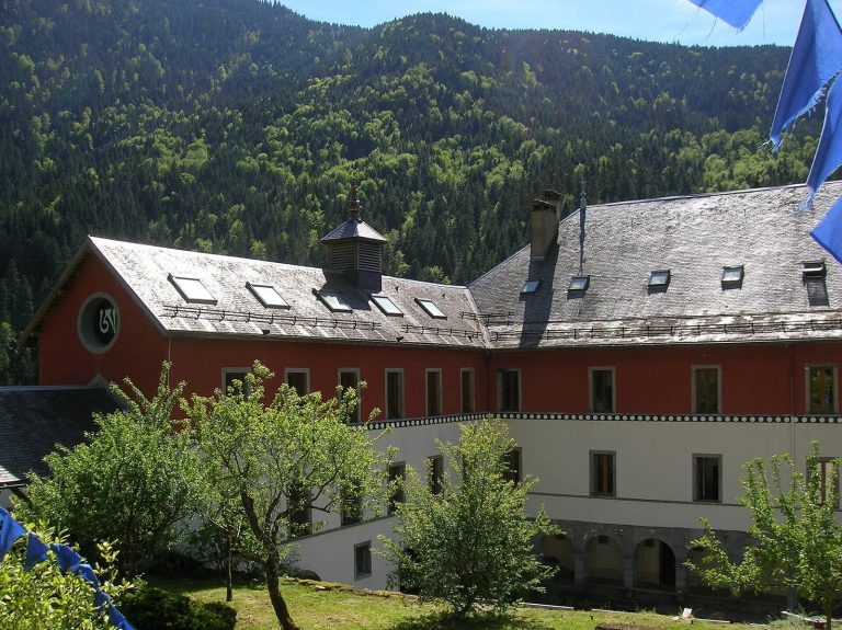 Chartreuse de Saint-Hugon: A Carthusian Monastic Complex in France