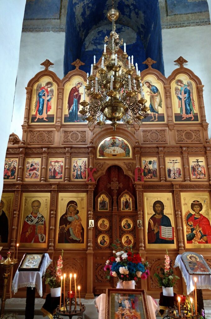 Church of Saint George so Vzvoza, Pskov: A Fifteenth-Century Orthodox Parish Church 2 Church of Saint George so Vzvoza, Pskov