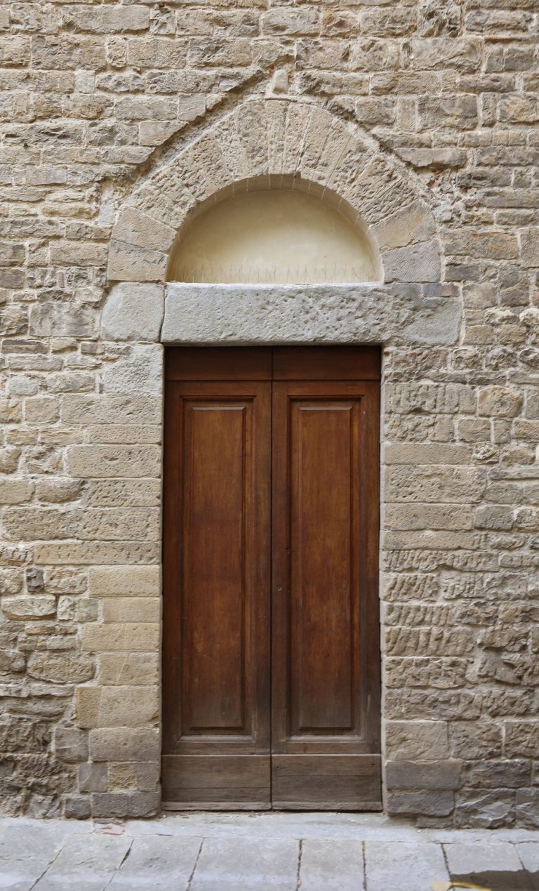 San Remigio, Florence: A Roman Catholic Church and Historic Urban Complex