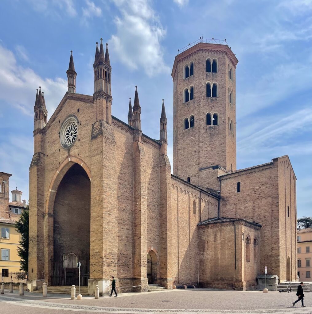 Basilica di Sant'Antonino: A Romanesque and Gothic Basilica in Piacenza 2 Basilica di Sant'Antonino