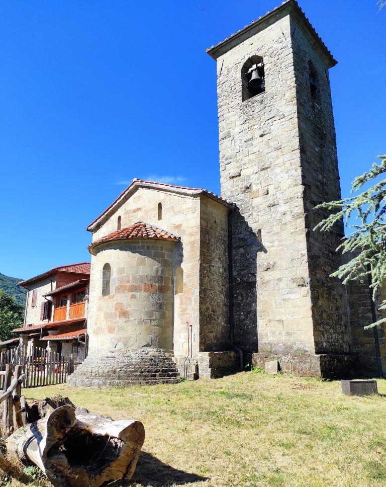 Chiesa di San Michele Arcangelo (Cetica): A Romanesque Parish Church in Italy