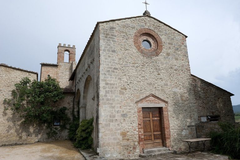 Santa Maria a Castello: An Early Medieval Parish Church in Italy