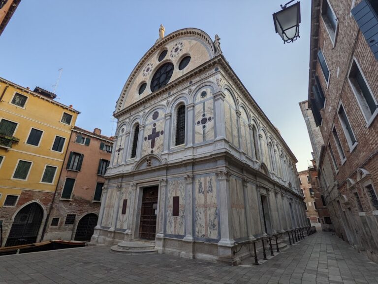 Santa Maria dei Miracoli, Venice: An Early Renaissance Church