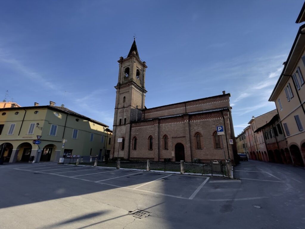 Santa Croce: A Gothic and Neo-Gothic Parish Church in Fontanellato, Italy 1 Santa Croce