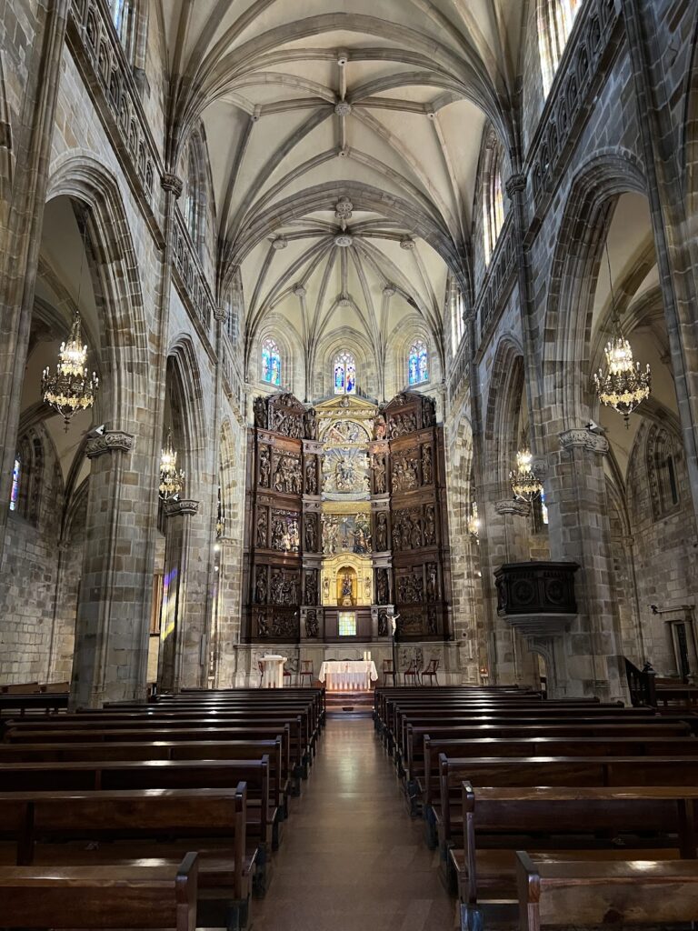 Basilica of Santa María, Portugalete: A Historic Parish Church in Spain