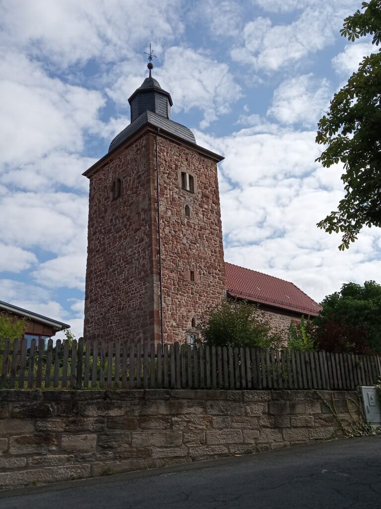 Evangelische Pfarrkirche Datterode: A Medieval Parish Church in Germany