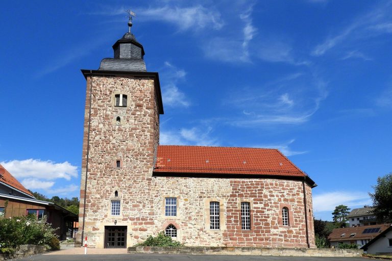 Evangelische Pfarrkirche Datterode: A Medieval Parish Church in Germany
