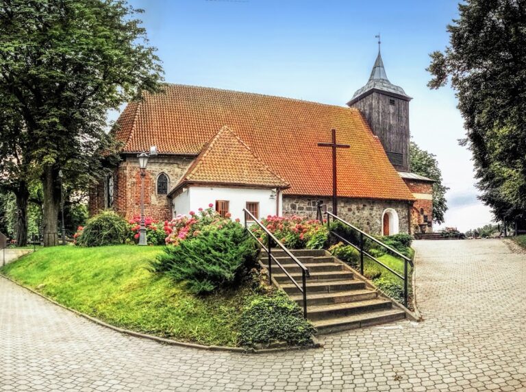 Saint Michael Archangel Church in Gdynia: A Historic Parish Church