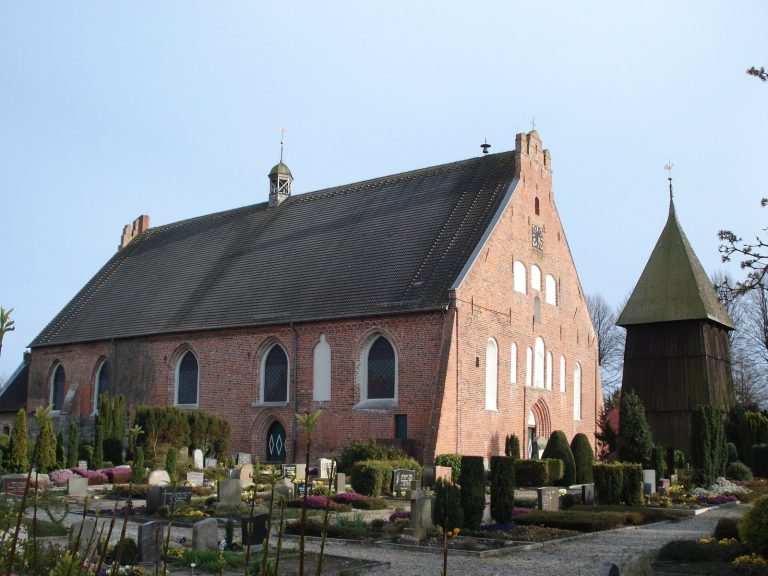 St. Petri (Fehmarn): A Medieval Parish Church in Landkirchen