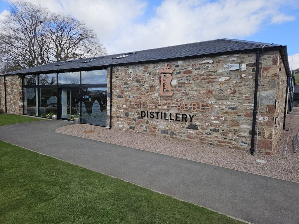 Lindores Abbey: A Medieval Tironensian Monastery in Scotland 3 Lindores Abbey
