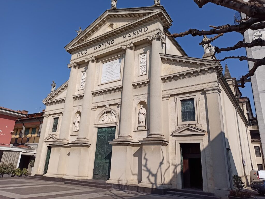 Santi Filippo e Giacomo: The Principal Catholic Church of Covo 2 Santi Filippo e Giacomo