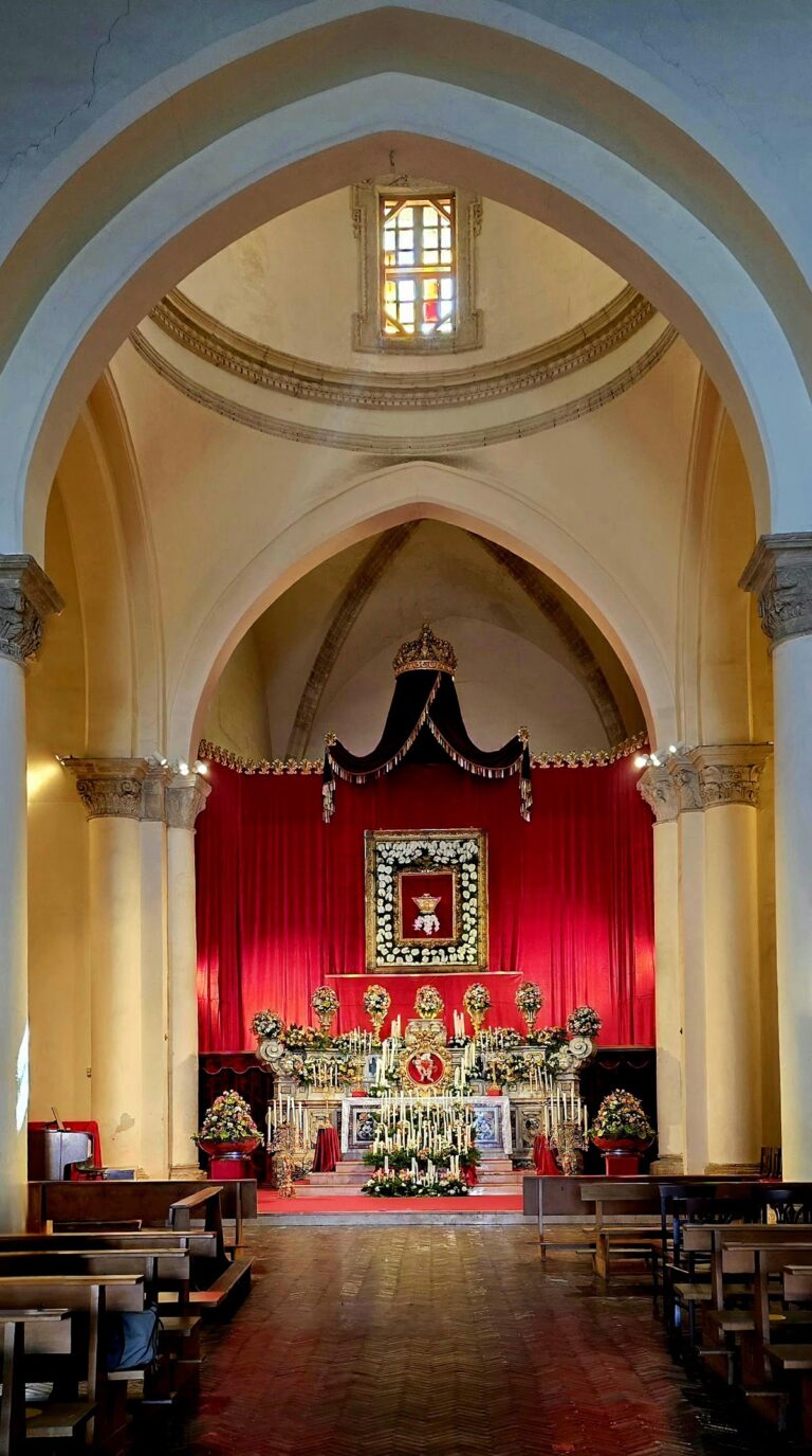 San Domenico Maggiore (Taranto): A Medieval Dominican Church