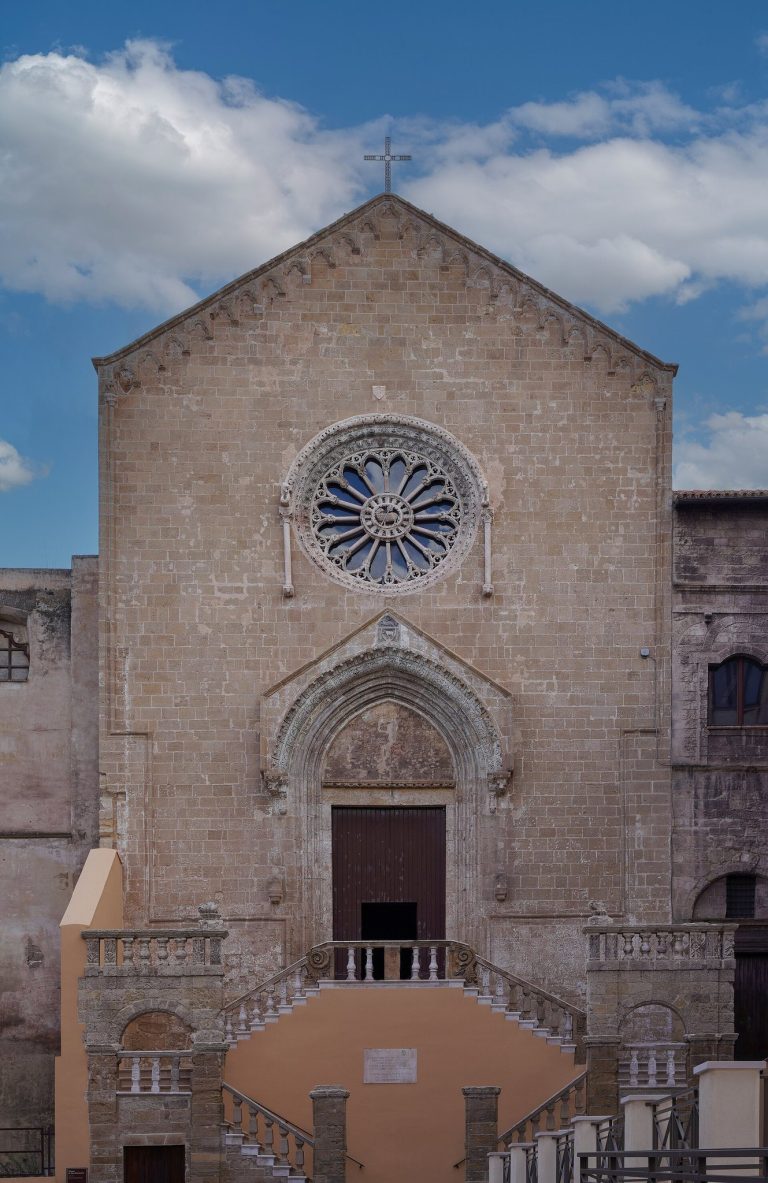 San Domenico Maggiore (Taranto): A Medieval Dominican Church