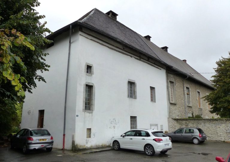 Abbey of Ayes: A Cistercian Nunnery in Crolles, France