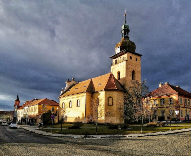 Church of Saints Peter and Paul in Unhošť: A Baroque Roman Catholic Parish Church