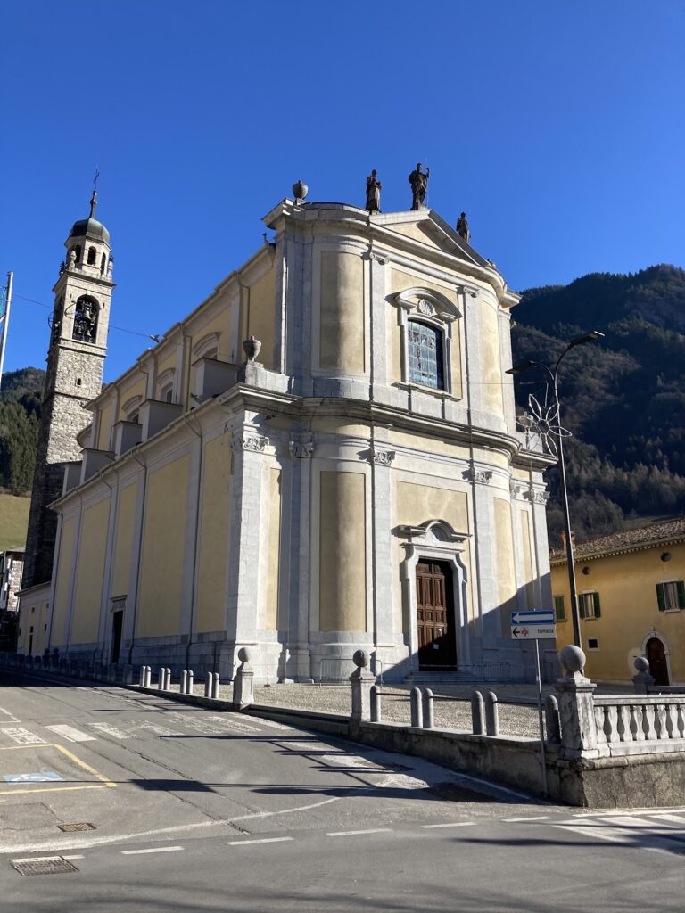 Chiesa di San Giorgio: Ardesio’s Principal Catholic Church 2 Chiesa di San Giorgio