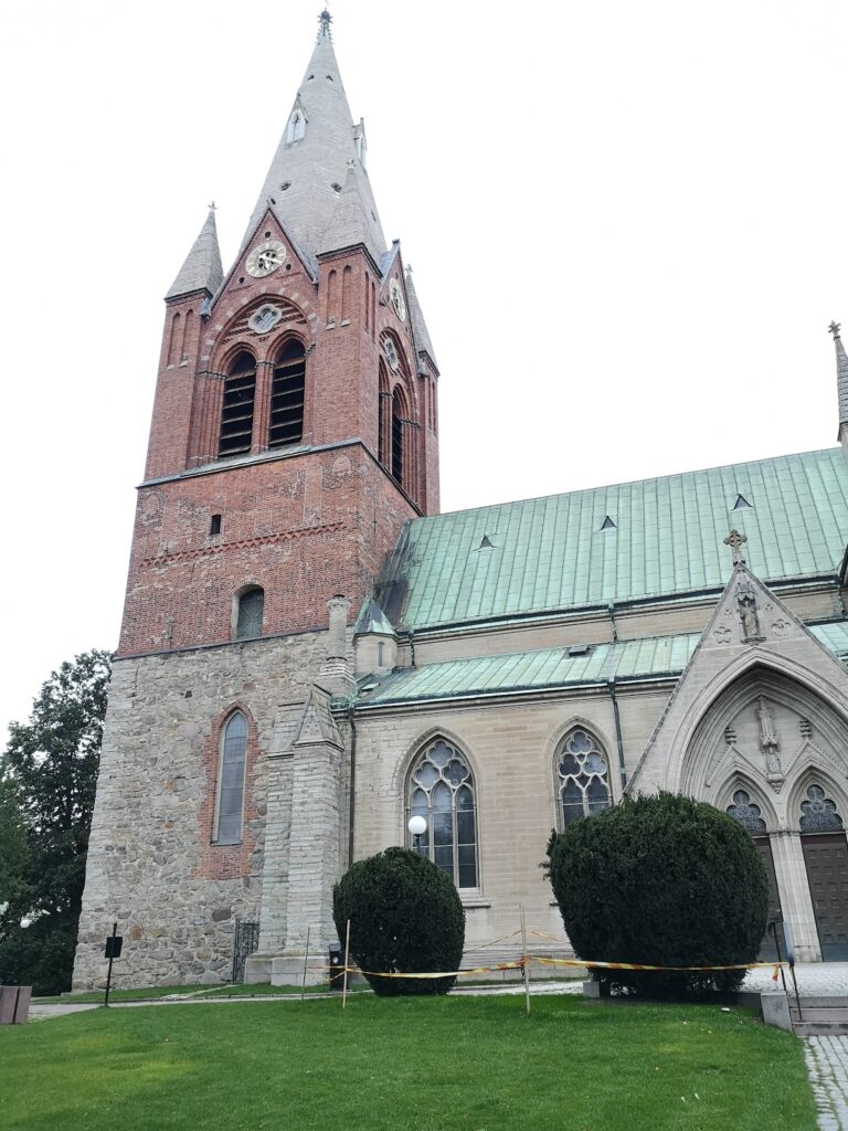 Saint Nicholas Church: Örebro’s Medieval Parish Church and Civic Landmark 3 Saint Nicholas Church