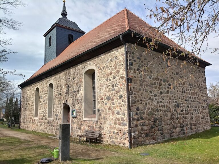 Village church Plötzin: A Romanesque Fieldstone Church in Germany