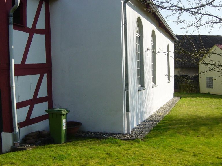 Evangelische Kirche Dornholzhausen: A Protestant Parish Church in Germany