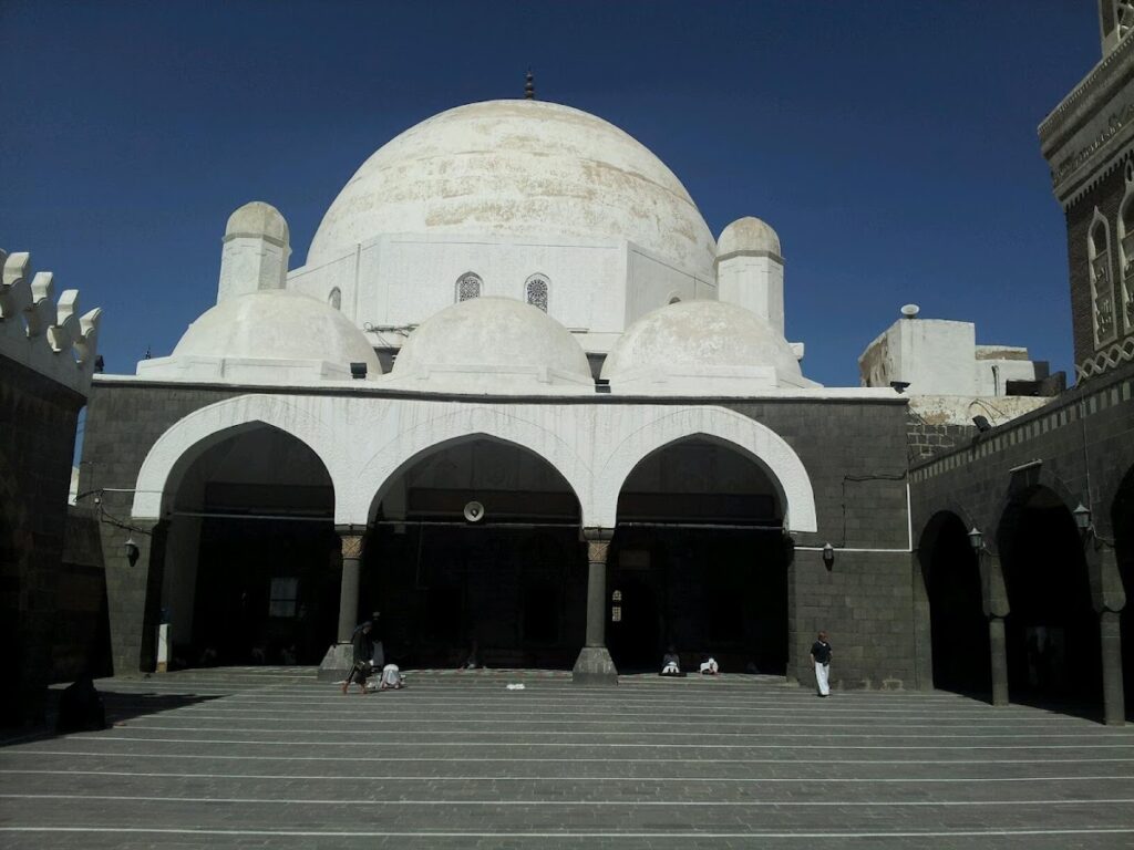 Al-Bakiriyya Mosque: An Ottoman Sunni Mosque in Sana’a, Yemen 3 Al-Bakiriyya Mosque
