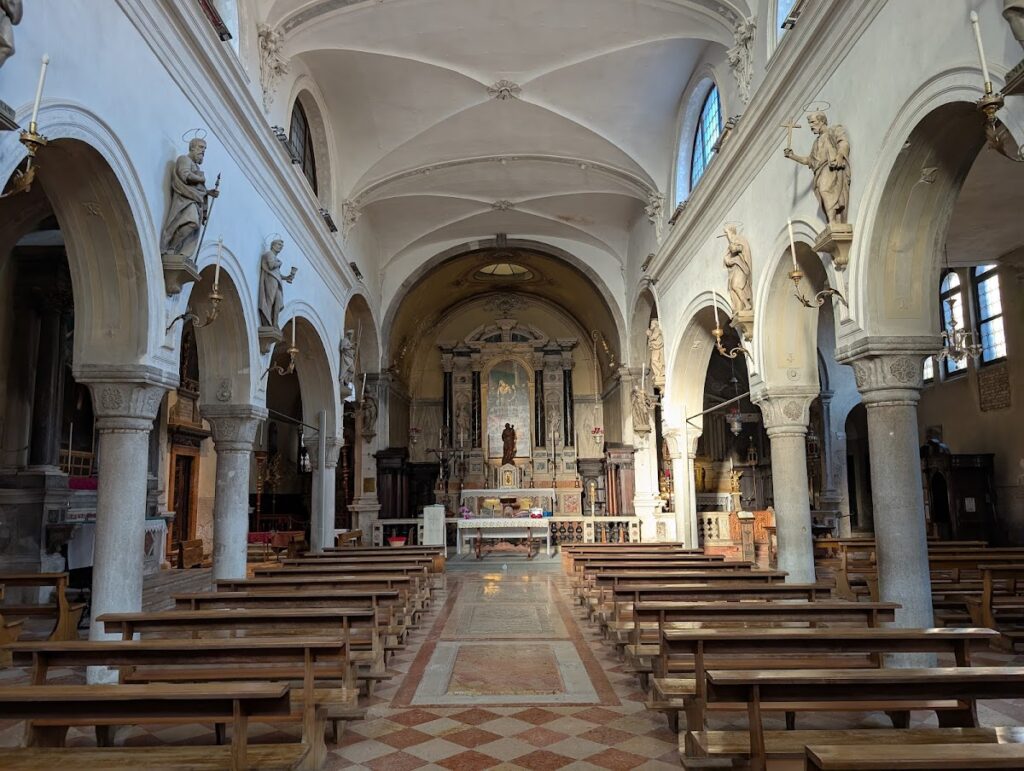 Chiesa di San Simeone profeta: A Historic Parish Church in Venice 2 Chiesa di San Simeone profeta
